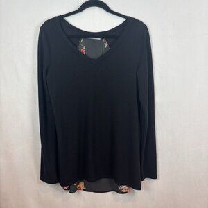 Le Lis Women’s Black Sheer‎ Floral Back Blouse size Medium workwear feminine
